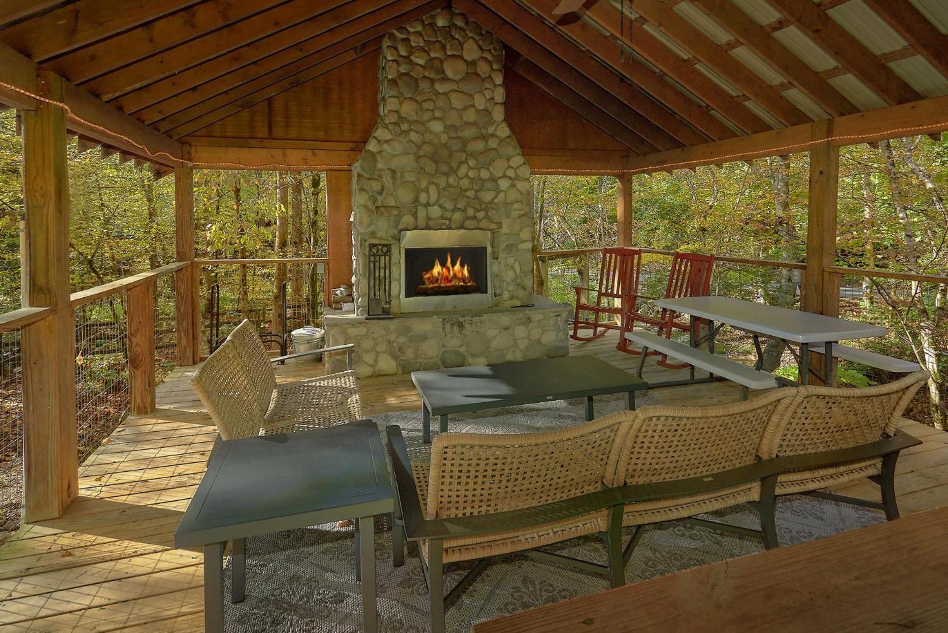Creeksong Holiday Home Gatlinburg Exterior photo